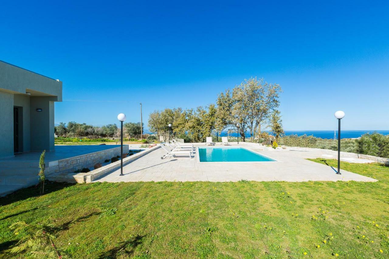 Iokasti Villa 앗시파프론 외부 사진