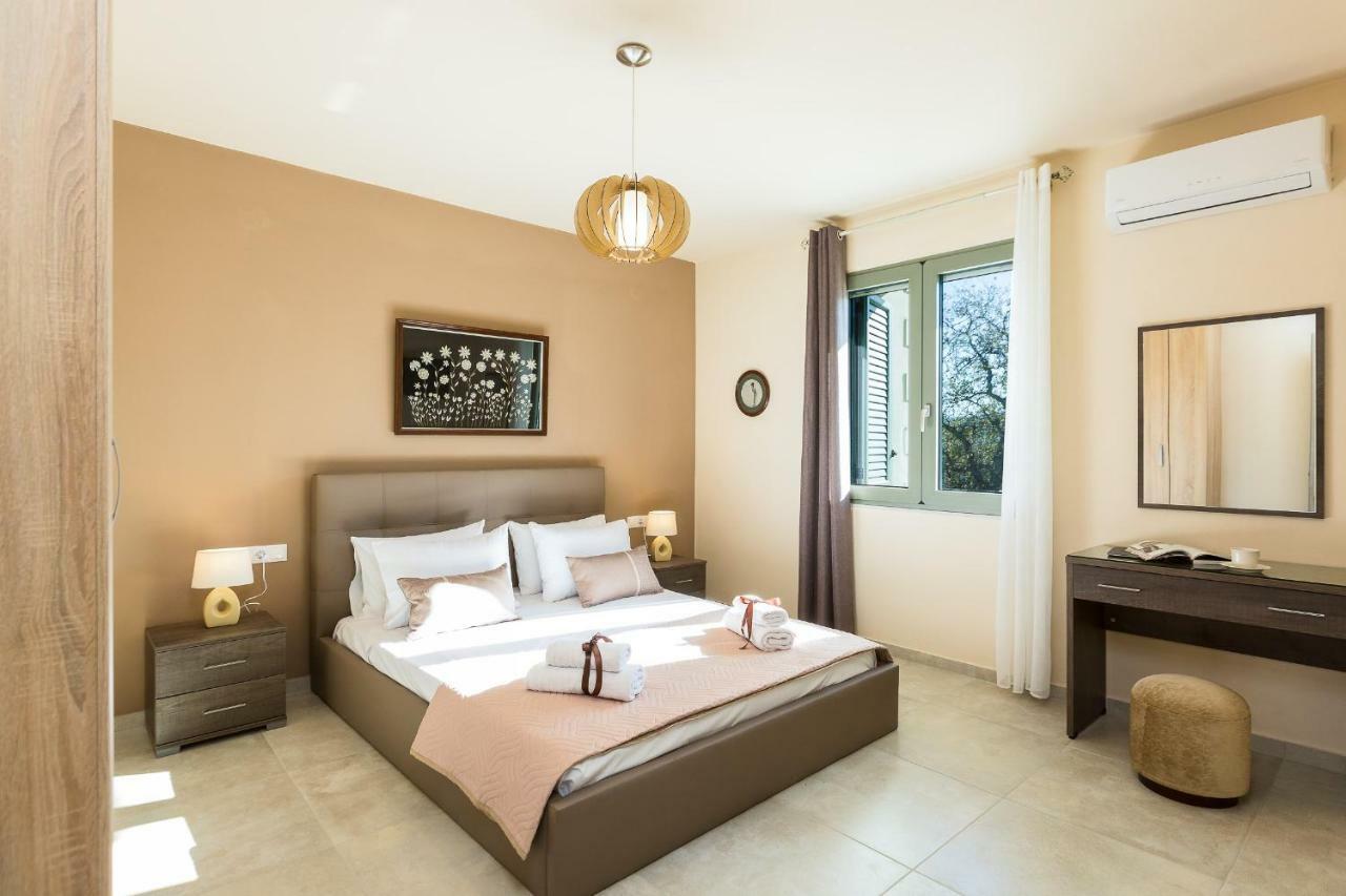Iokasti Villa 앗시파프론 외부 사진